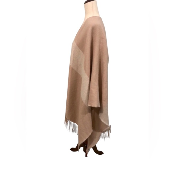 Soia & Kyo Blanket Wrap Poncho Earth Tones Colorblock One Size Fits Most - Picture 8 of 12